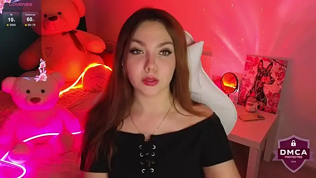 ApheliaDream  online show from 18, 10, 2025