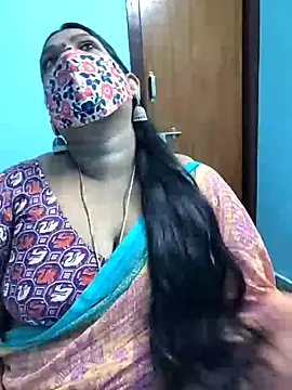Snapshot of sutari84 chatting on 17, 9, 2025 sutari84 online show from 17, 9, 2025