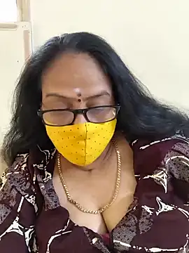 Snapshot of heera-rani chatting on 16, 6, 2026 heera-rani online show from 16, 6, 2026
