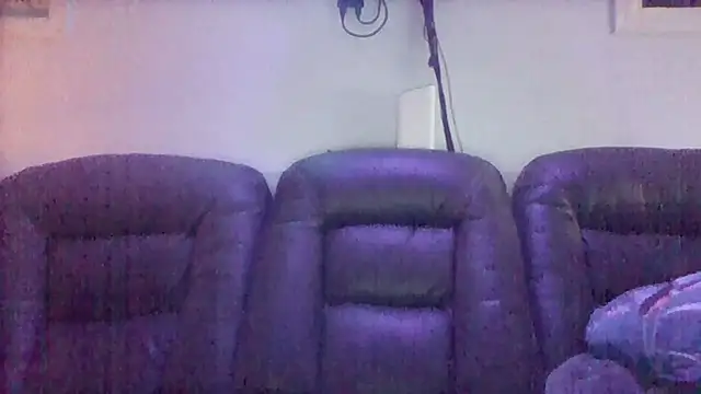 Snapshot of Dico420 chatting on 16, 10, 2025 Dico420 online show from 16, 10, 2025