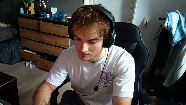 Rudi2007Eye online show from 10, 2, 2026