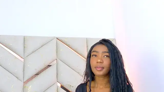 AlanaDoll online show from 11, 11, 2025