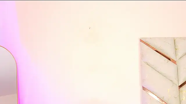 AlanaDoll online show from 4, 7, 2026
