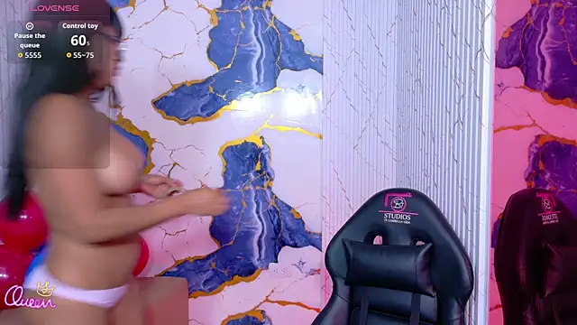Lexy tay online show from 4, 7, 2026