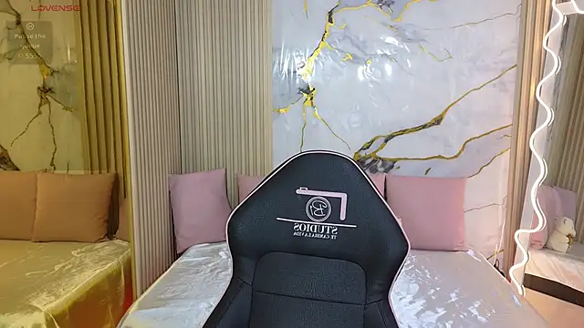 Lexy tay online show from 24, 2, 2026