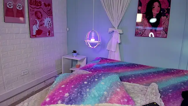 Hannahpage online show from 19, 12, 2025