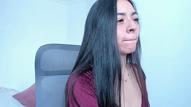 canelleGarces online show from 24, 6, 2026