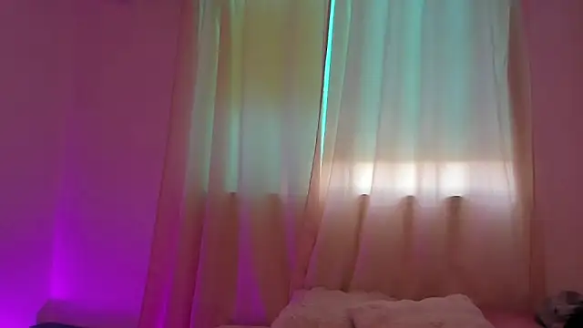 canelleGarces online show from 25, 2, 2026