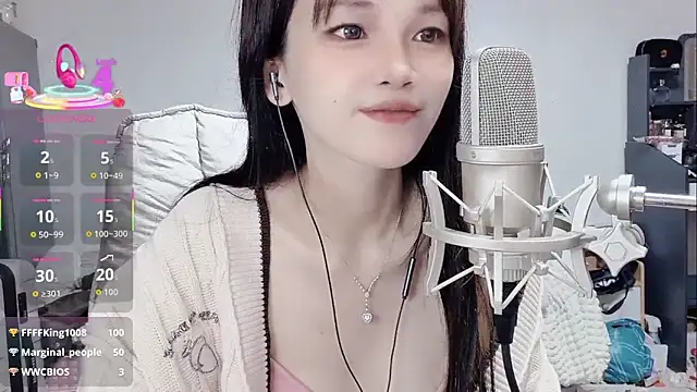 twlilybae online show from 5, 3, 2026