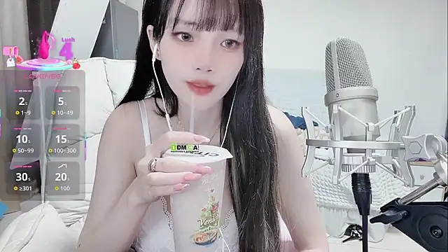 Snapshot of twlilybae chatting on 15, 11, 2025 twlilybae online show from 15, 11, 2025