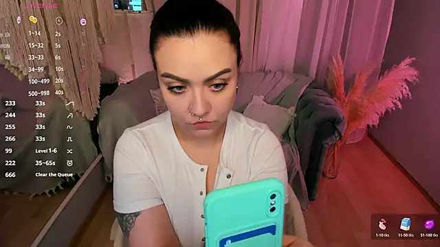 ashton heidii online show from 10, 11, 2025