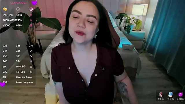 ashton heidii online show from 6, 4, 2026