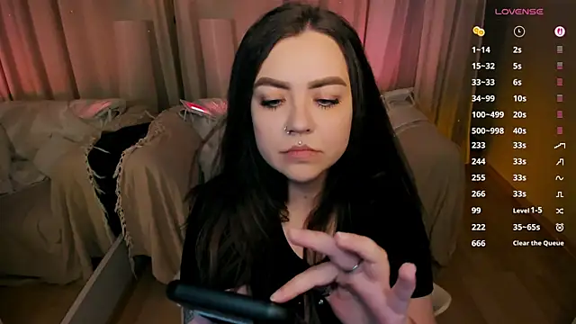 ashton heidii online show from 4, 2, 2026