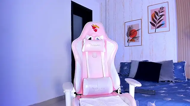 Ayleen Dunkan online show from 29, 10, 2025