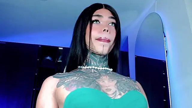 Snapshot of deborahotts chatting on 5, 4, 2026 deborahotts online show from 5, 4, 2026