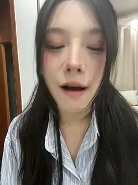 yuanyuanzi99 online show from 6, 10, 2025