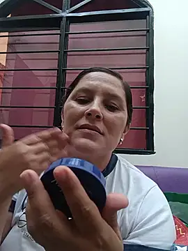 Snapshot of KikaDuque chatting on 14, 5, 2026 KikaDuque online show from 14, 5, 2026