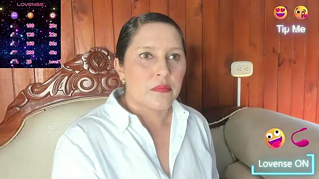 KikaDuque online show from 2, 12, 2025