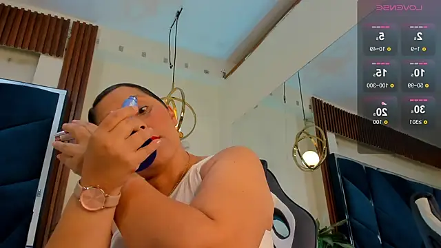 KikaDuque online show from 29, 11, 2025