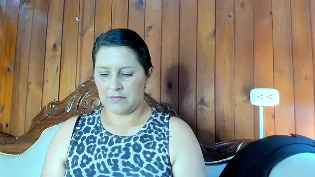 KikaDuque online show from 20, 10, 2025