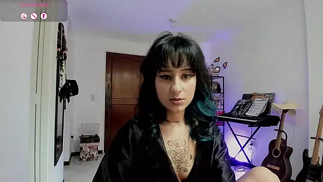 Snapshot of atenea_dragon__ chatting on 24, 6, 2026 atenea dragon online show from 24, 6, 2026