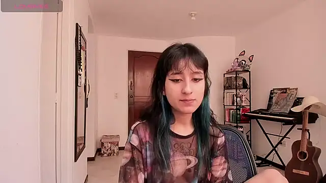 Snapshot of atenea_dragon__ chatting on 13, 7, 2026 atenea dragon online show from 13, 7, 2026