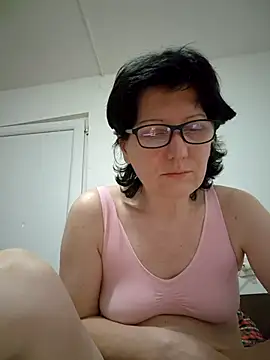 Vera Elle online show from 21, 2, 2026