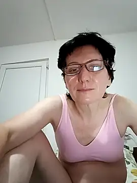 Vera Elle online show from 5, 11, 2025