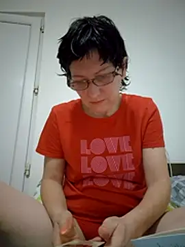 Vera Elle online show from 16, 12, 2025