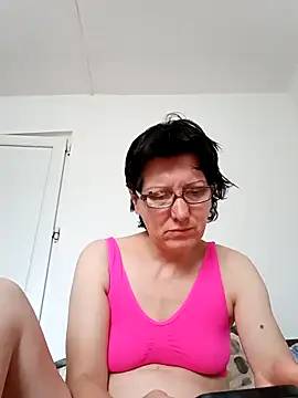 Vera Elle online show from 13, 11, 2025