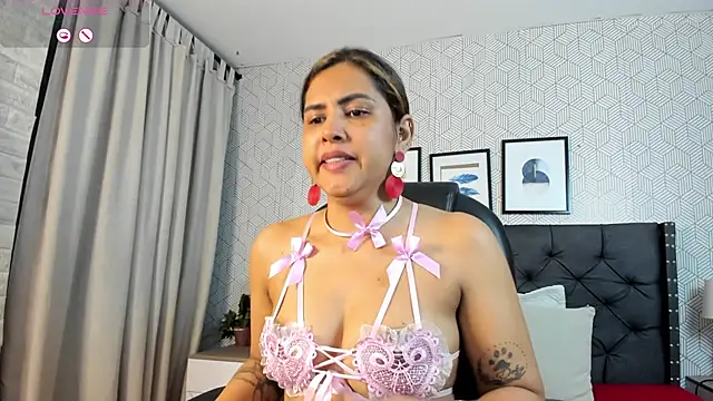 scarletbaker  online show from 1, 4, 2026