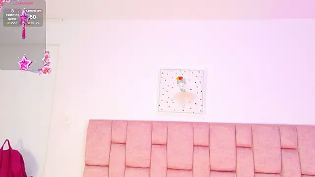 ScarlettLuxe online show from 25, 2, 2026