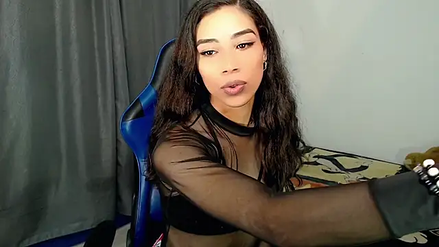 Sweet-Cris online show from 22, 12, 2025