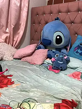 Rachellcooperrr online show from 10, 1, 2026