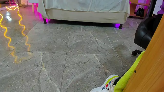 BLUE TAY1 online show from 10, 10, 2025