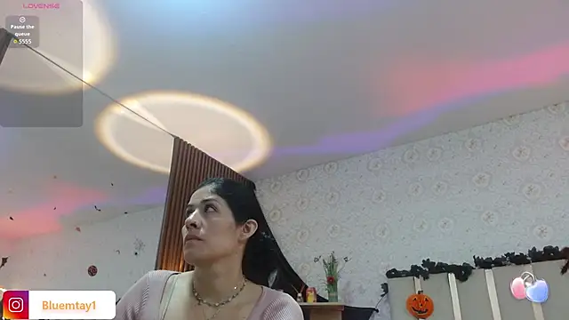 BLUE TAY1 online show from 31, 10, 2025