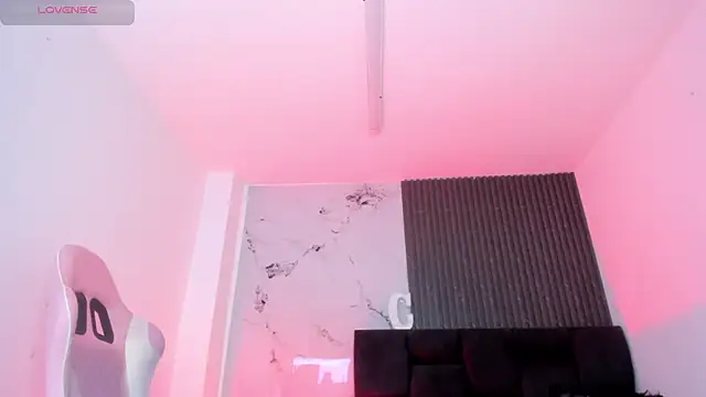chloesagee online show from 15, 5, 2026
