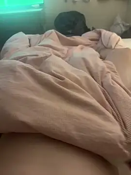 Hansonbloux online show from 23, 9, 2025