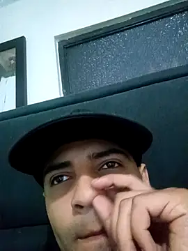 johan77esteban online show from 18, 3, 2026