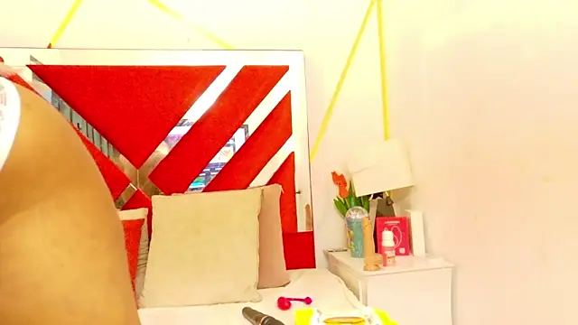 PerlaZultana online show from 11, 2, 2026