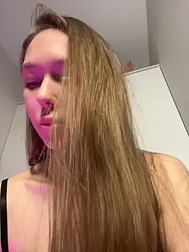 Snapshot of Molly_Kisss chatting on 1, 6, 2026 Molly Kisss online show from 1, 6, 2026
