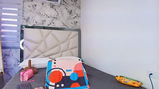 carol juicyy online show from 26, 11, 2025