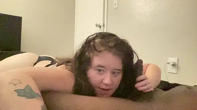 Electraaxoxo online show from 15, 4, 2026