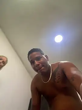 Morenovergon2003 online show from 21, 4, 2026