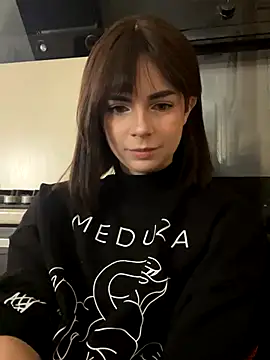 Snapshot of Miranda_Kerry chatting on 29, 9, 2025 Miranda Kerry online show from 29, 9, 2025