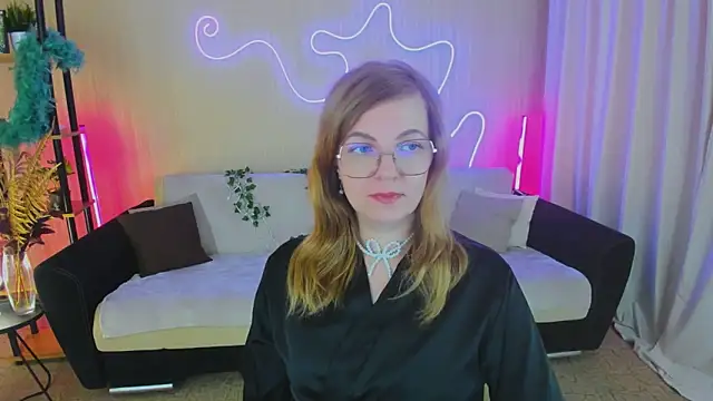 YourUniverser online show from 10, 10, 2025