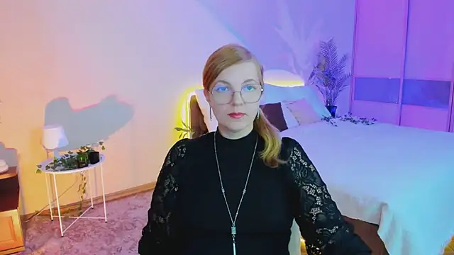 YourUniverser online show from 11, 10, 2025