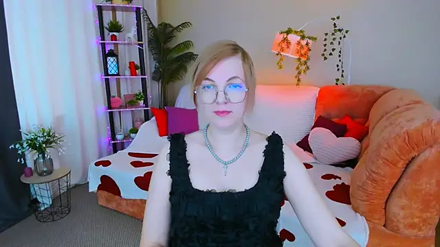 YourUniverser online show from 9, 6, 2026