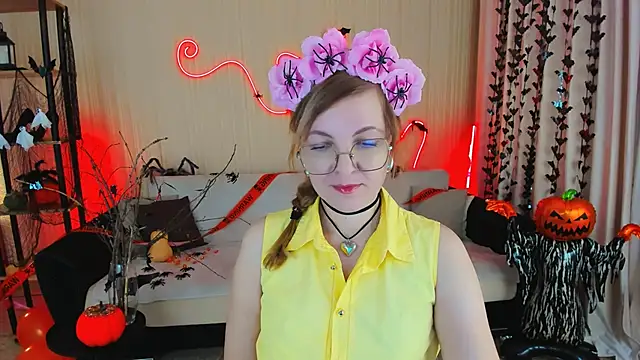 YourUniverser online show from 30, 10, 2025