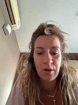 Snapshot of EvvaMur chatting on 26, 11, 2025 EvvaMur online show from 26, 11, 2025